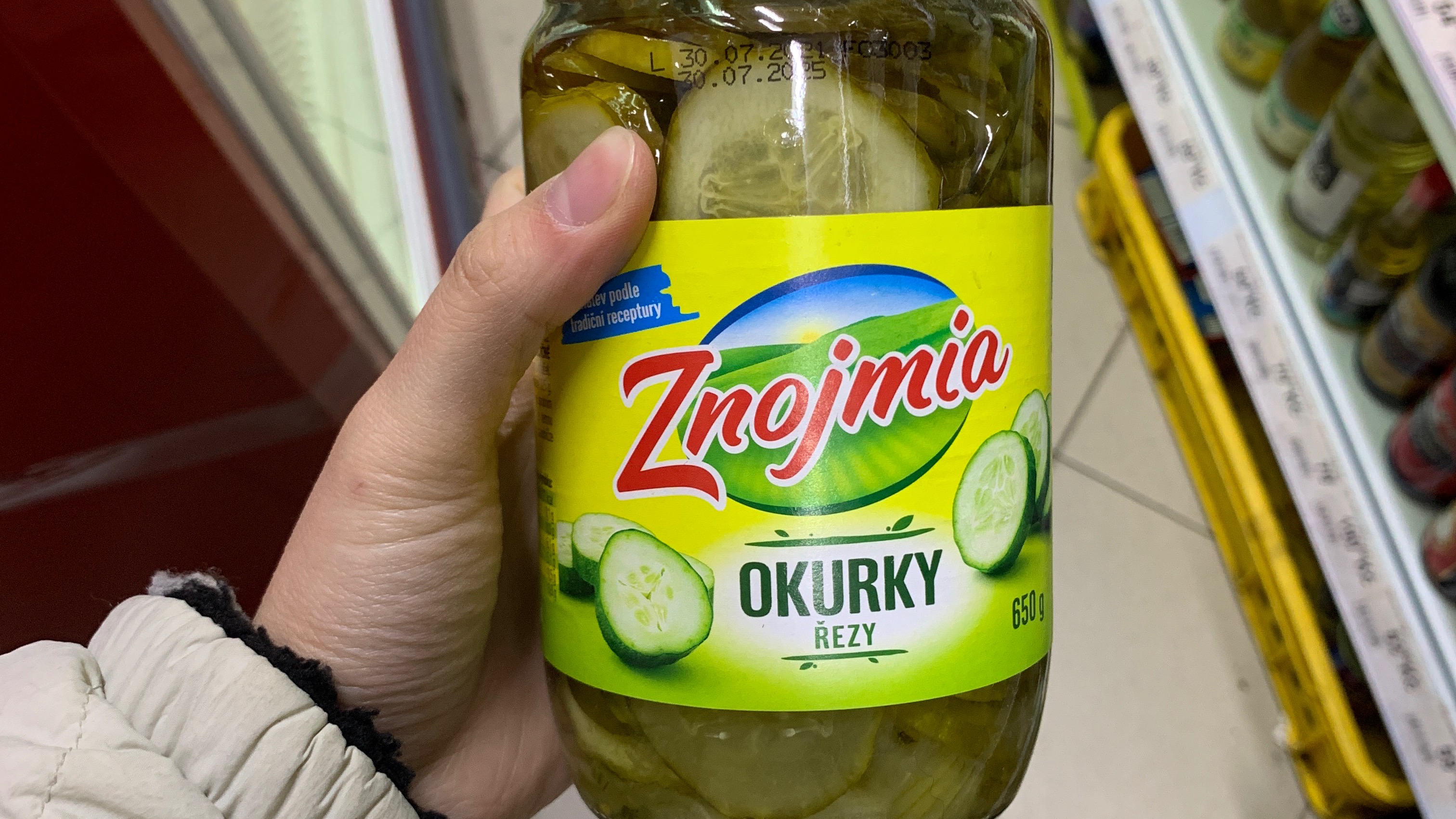 Znojmia Nakládané okurky řezy 650g