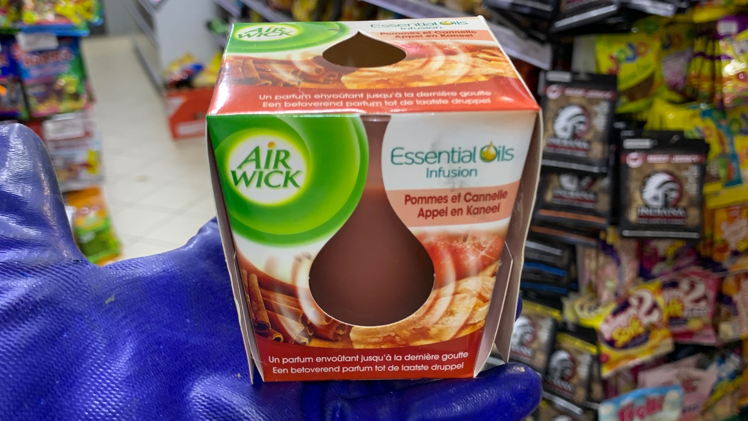 Airwick Essential Oils Sugar Apple & Warm Cinnamon 105g
