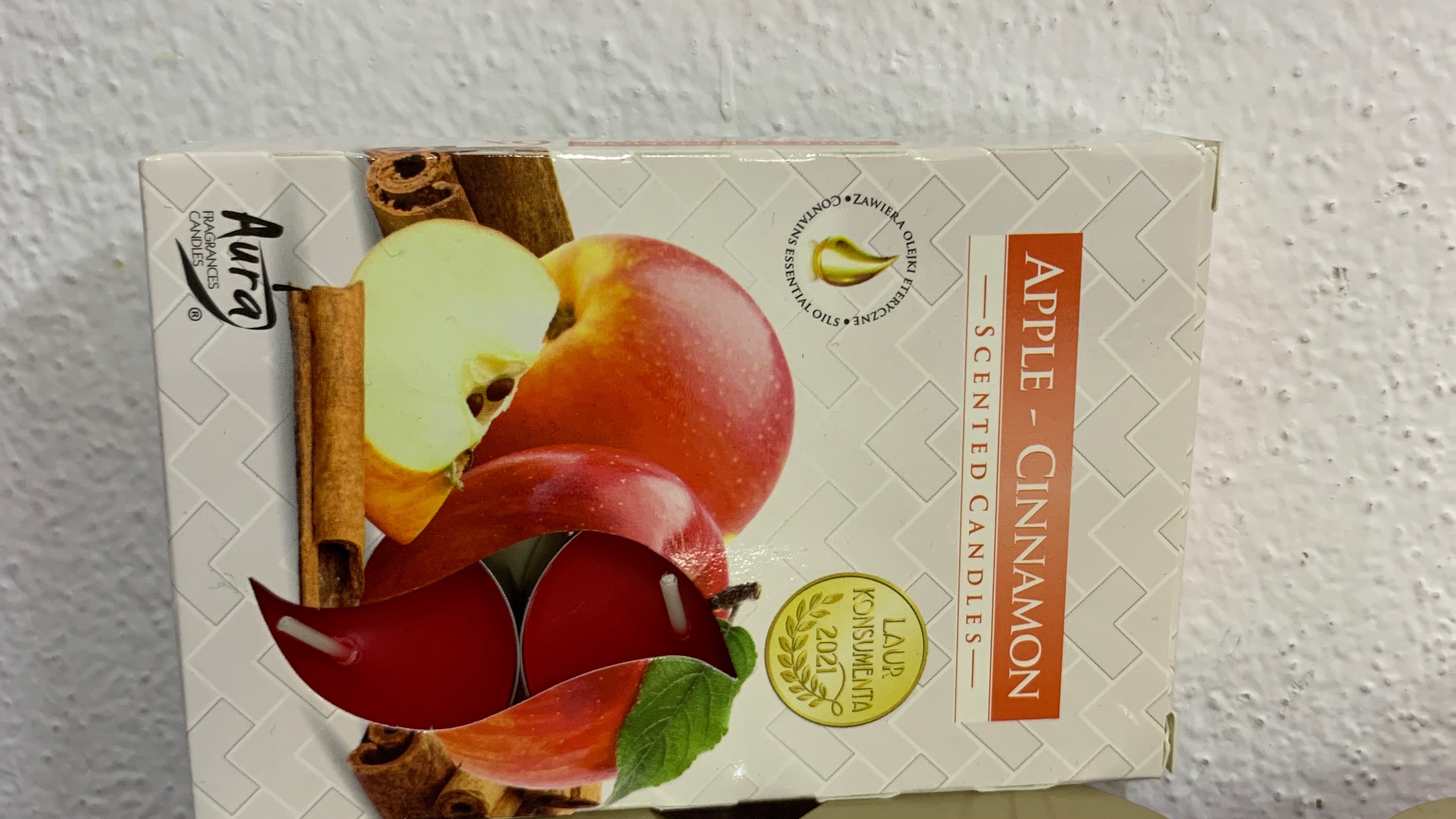 Čajová svíčka Apple Cinnamon 6ks