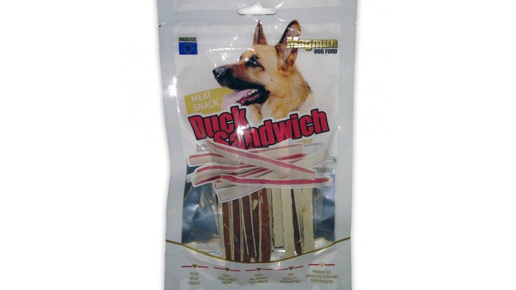 Magnum pamlsky sandwich duck 80g