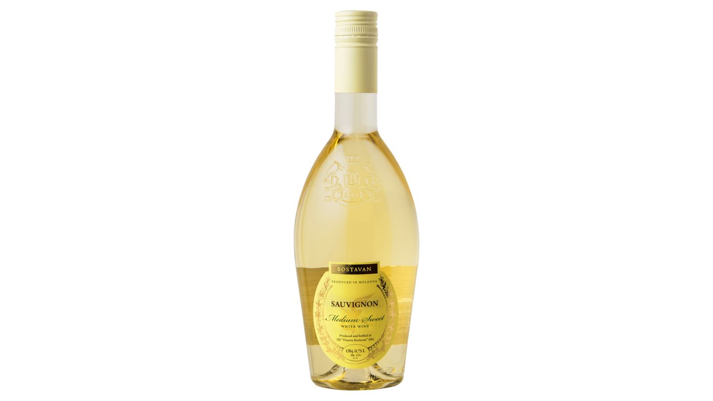 Bostavan Sauvignon polosladké bílé víno 750ml