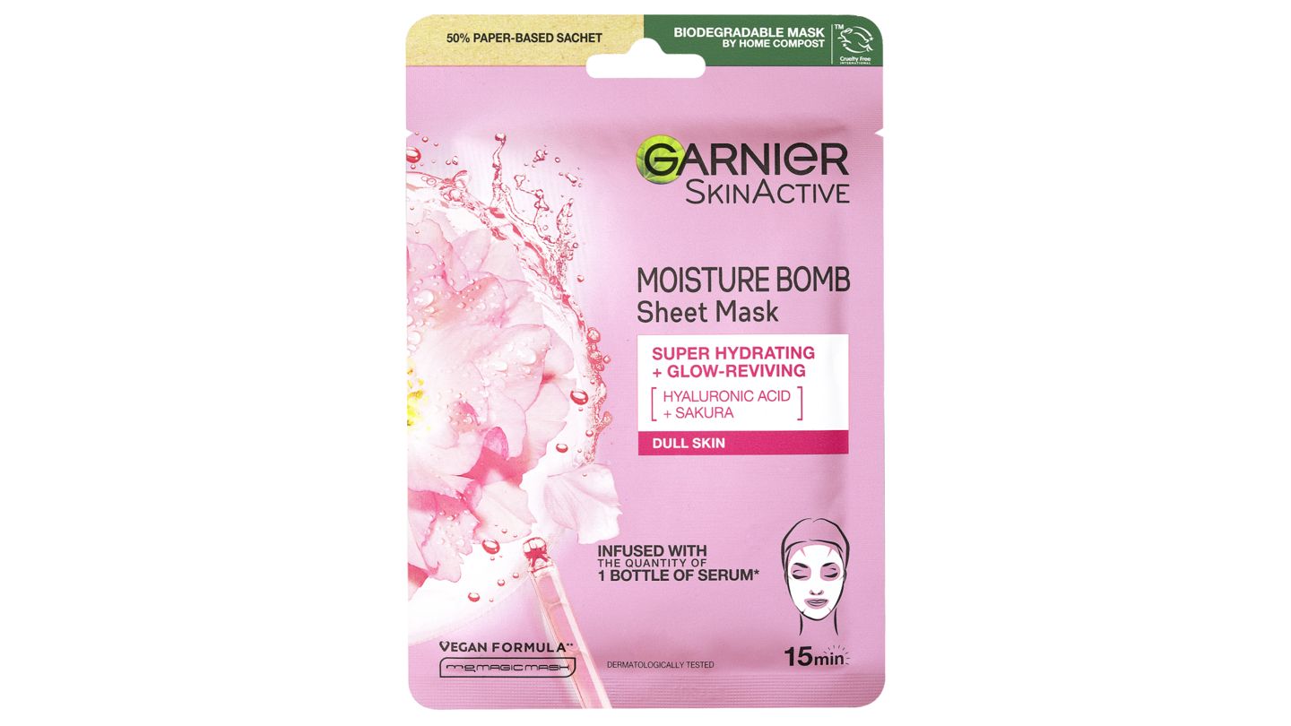 Garnier Skin Naturals oživující textilní maska s výtažkem ze sakury, 28 g