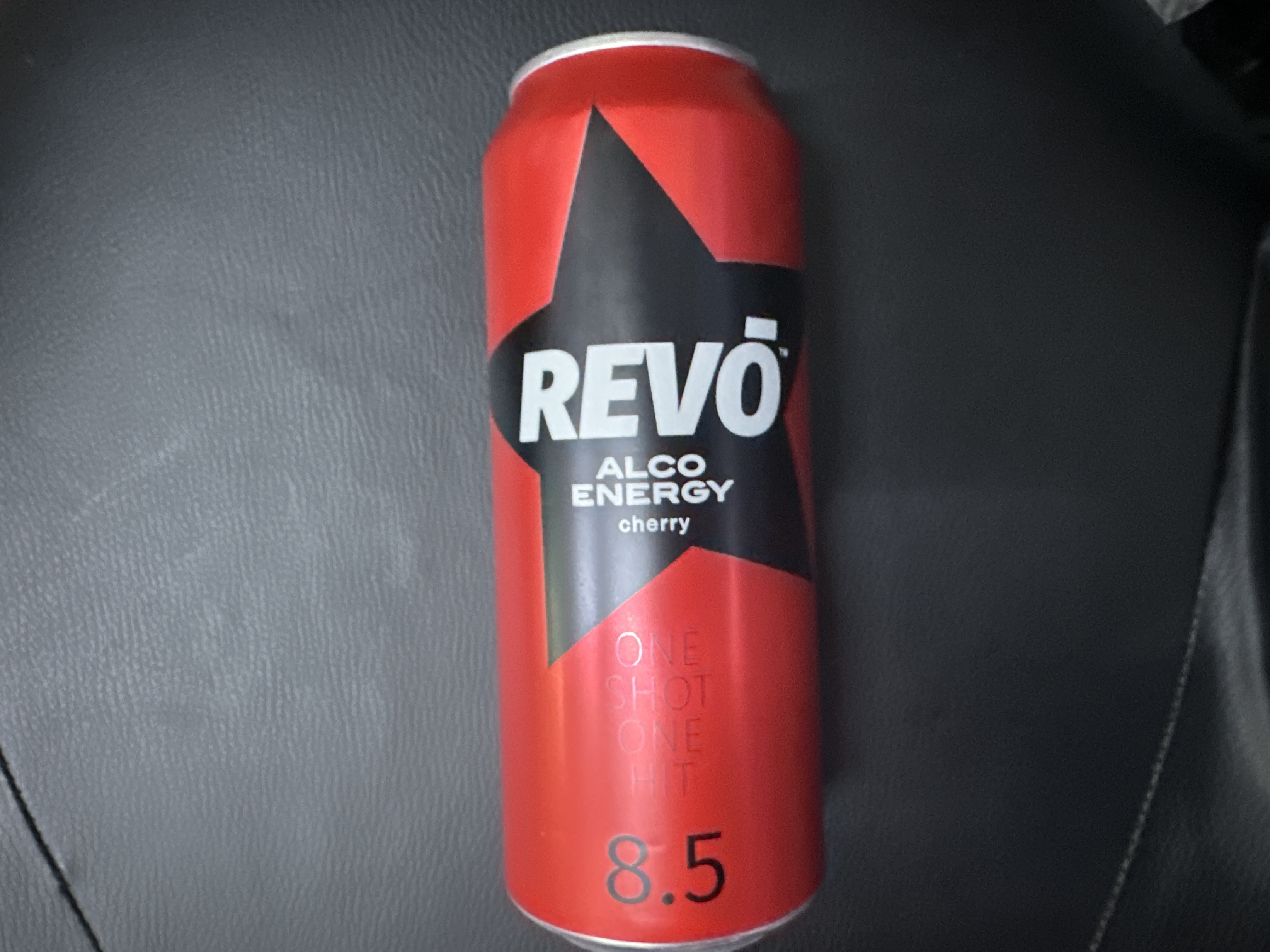 Revo Energetický nápoj Cherry 0,5L 8,5%