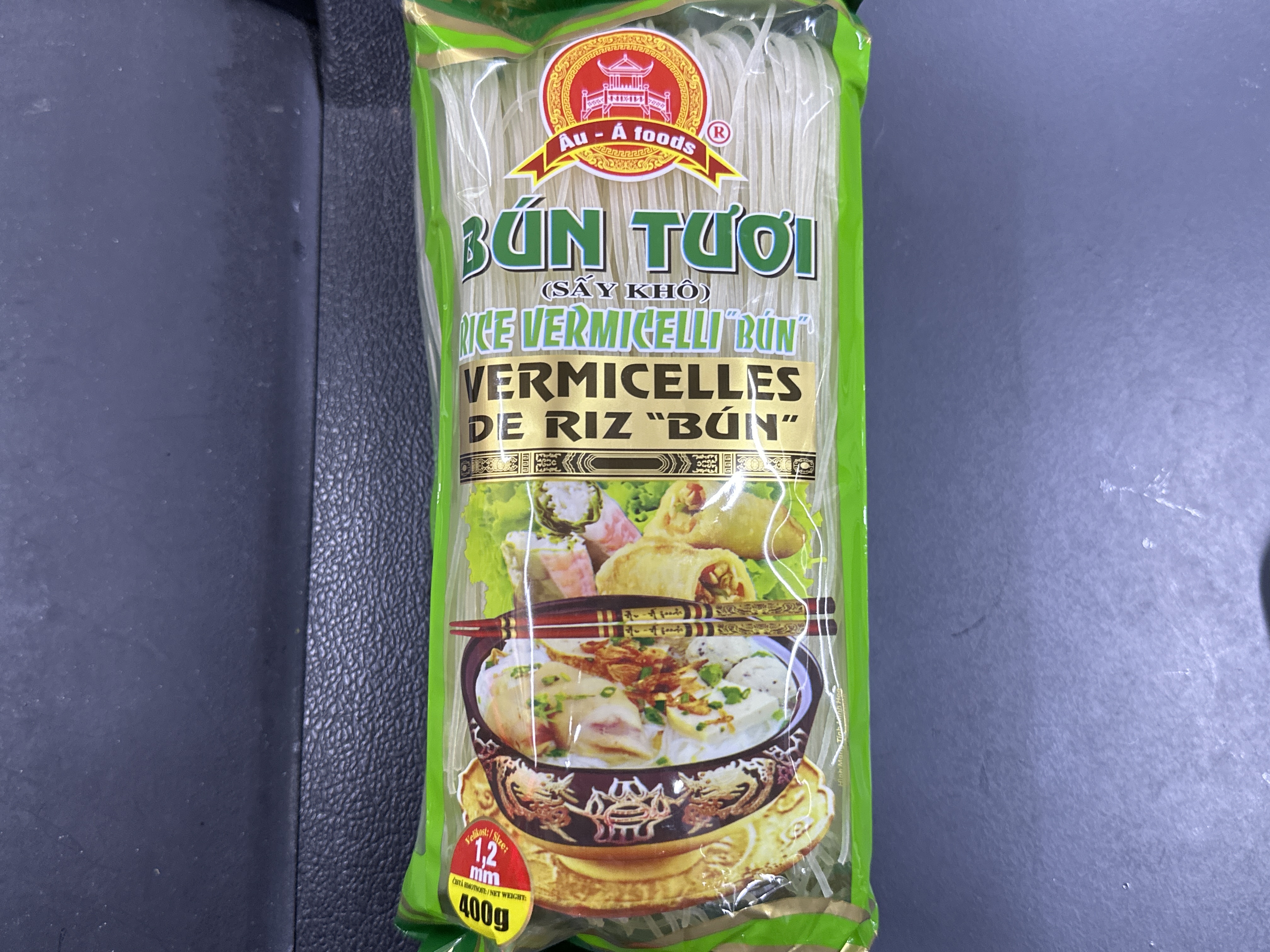 AU-A FOODS sušené rýžové nudle 400g (BUN TUOI)