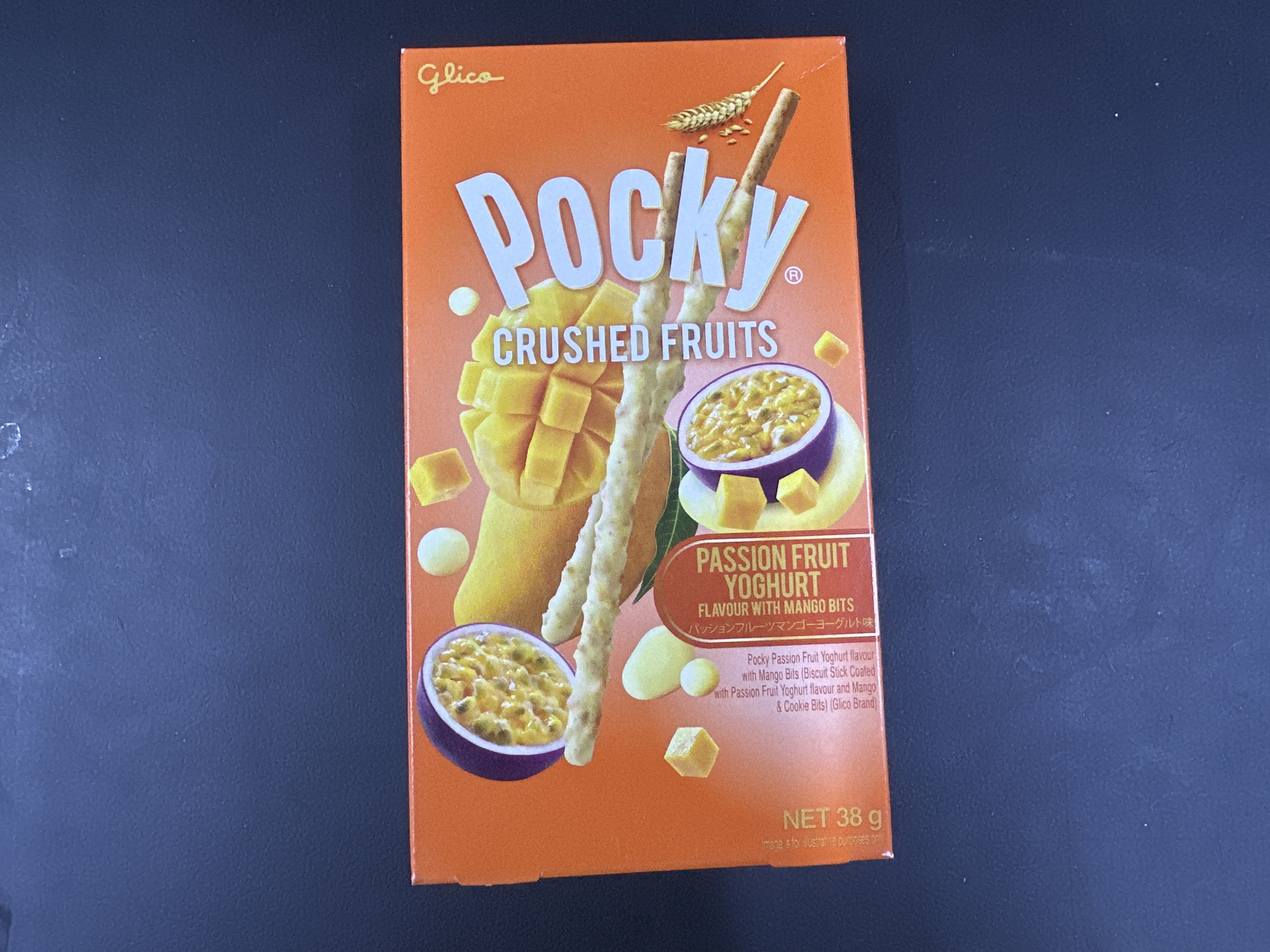 Pocky tyčinky příchuti Marakujový jogurt 38g