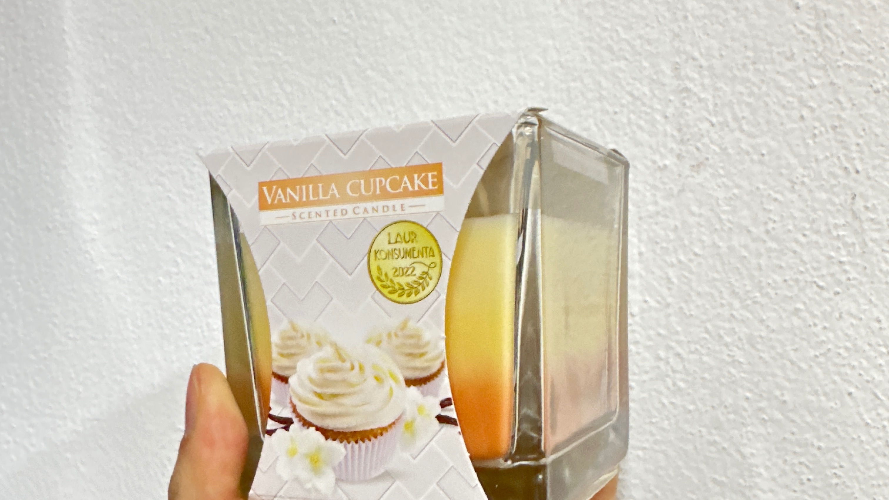 Vonná svíčka ve skle Tříbarevná Vanilla Cupcake170g