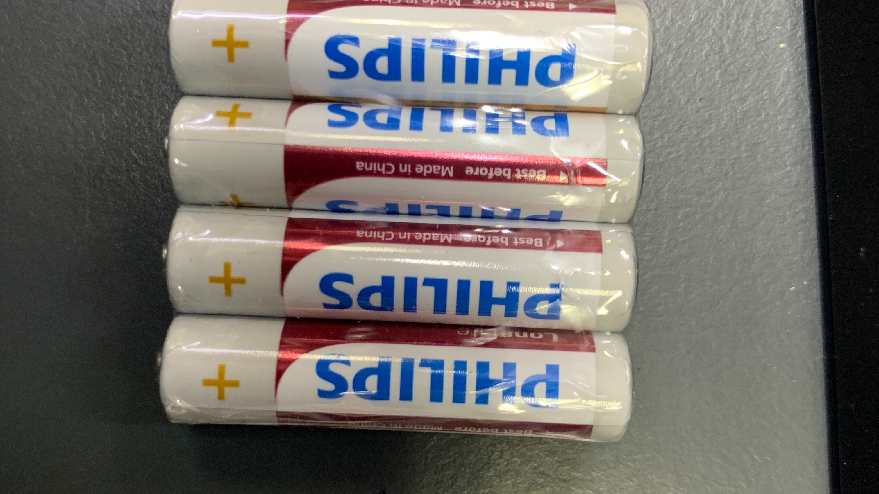 (Pin bé )Philips tužková baterie R03 LONGLIFE AAA folie /4ks
