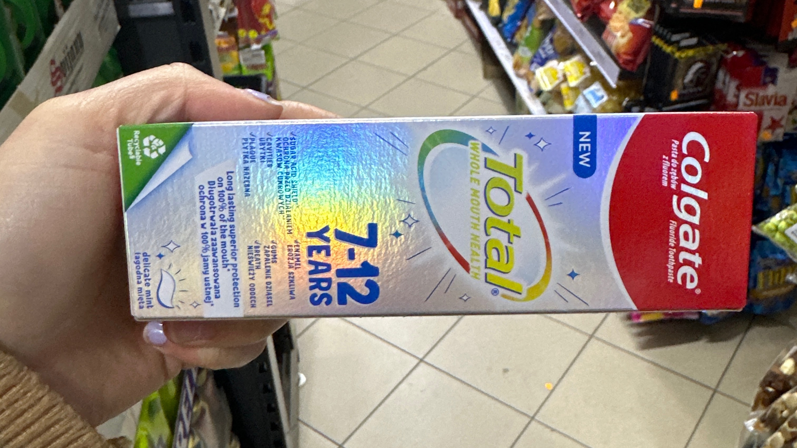 Colgate Total Junior dětská zubní pasta pro děti ve věku 7 - 12 let 50ml