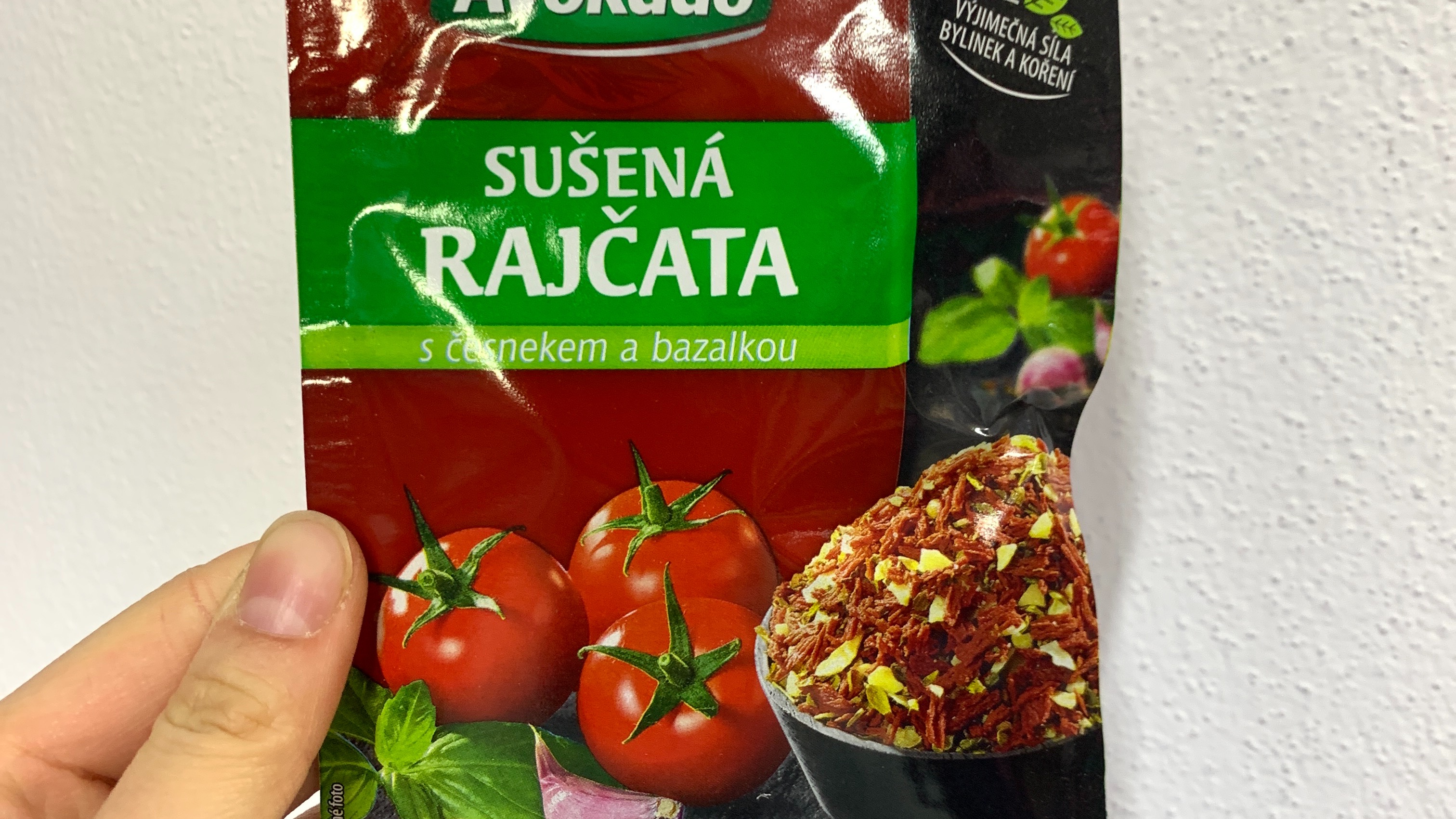 Avokádo Sušená rajčata s česnekem a bazalkou 15g