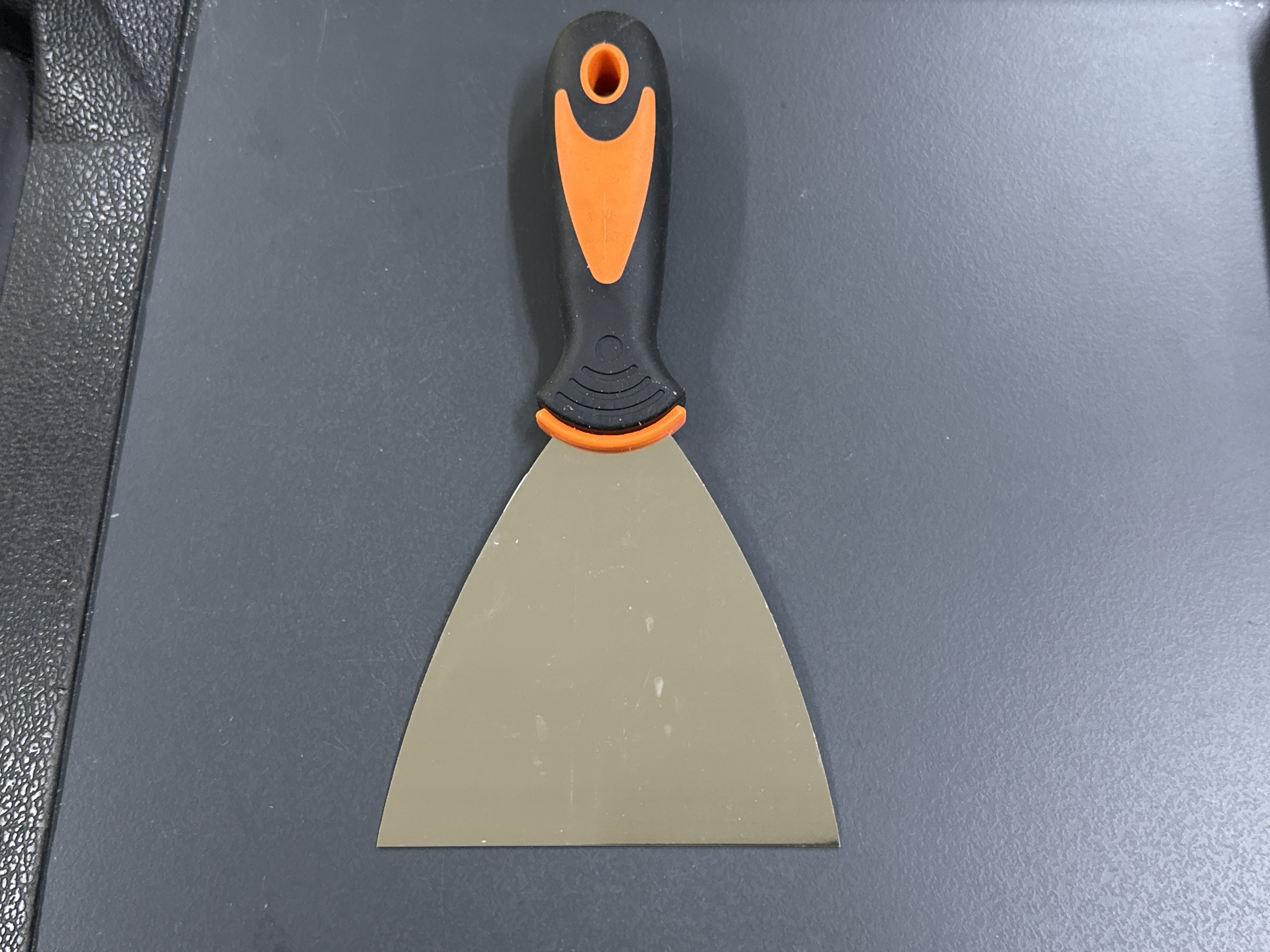 Unihouse špachtle kov/plast ,zesílená čepel 1ks