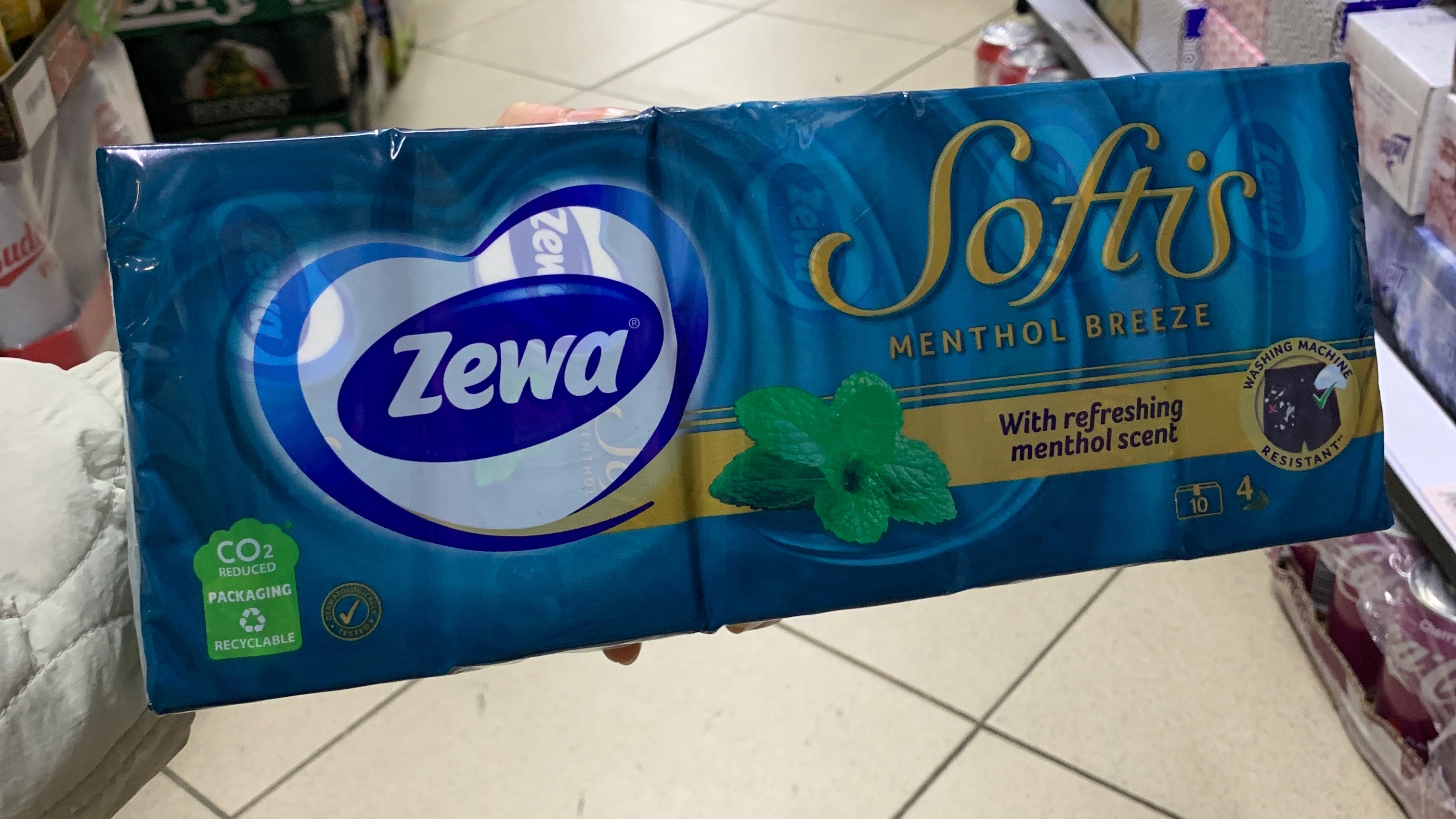 Zewa Softis Menthol papírové parfémované kapesníčky 4vrstvé 10 x 10
