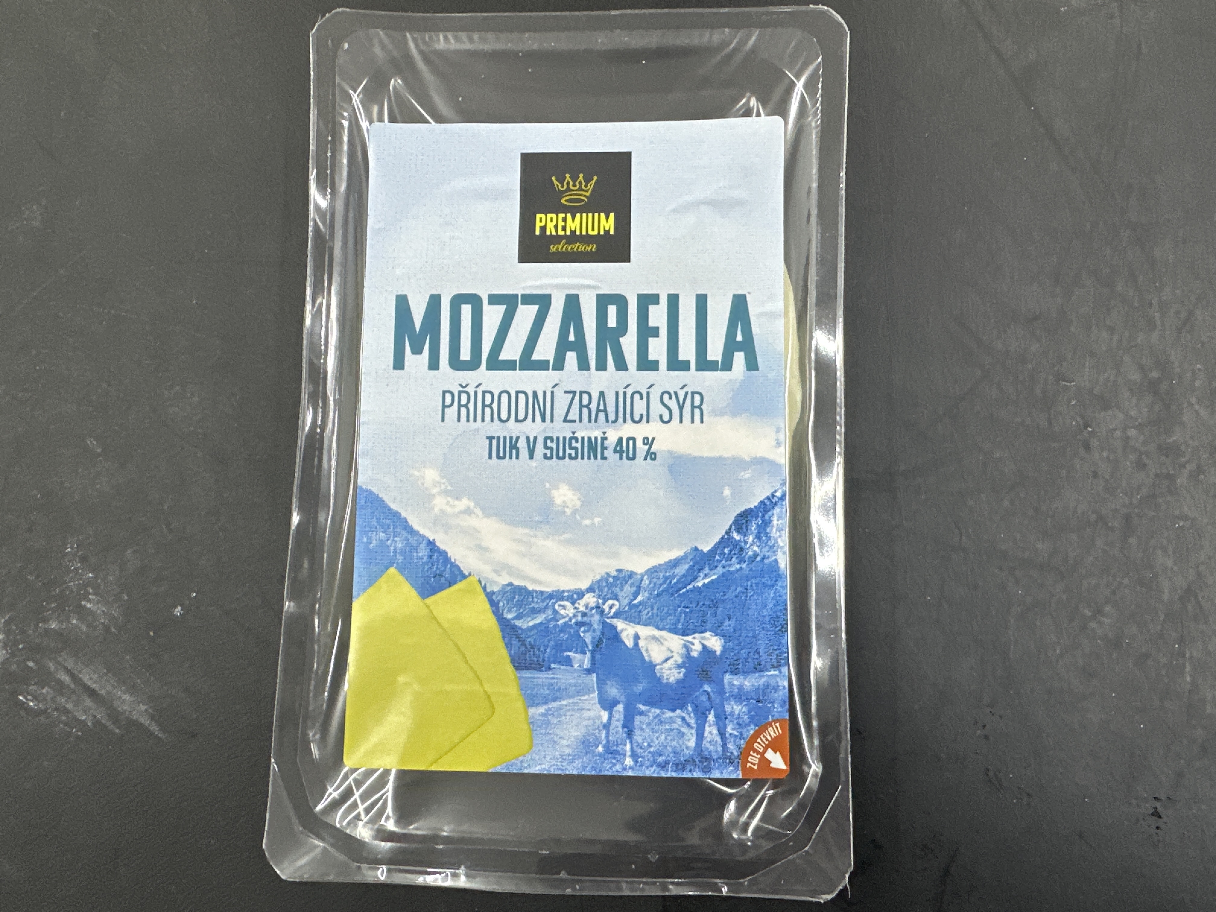 BM mozzarella 100g 40% plátky