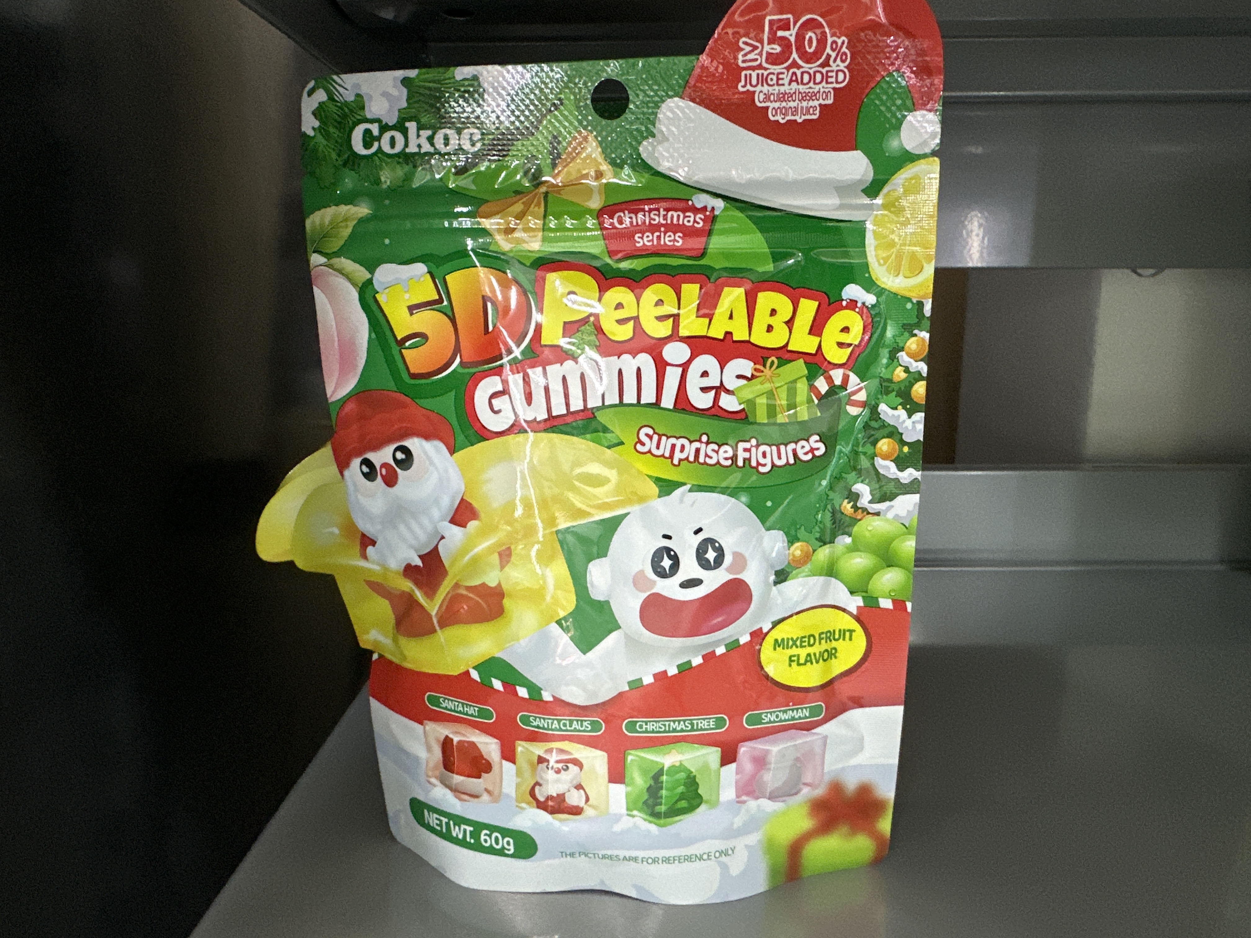 Cokoc Peelable Gummies – loupacími želé bonbony ve tvaru vánočních figurek 60 g