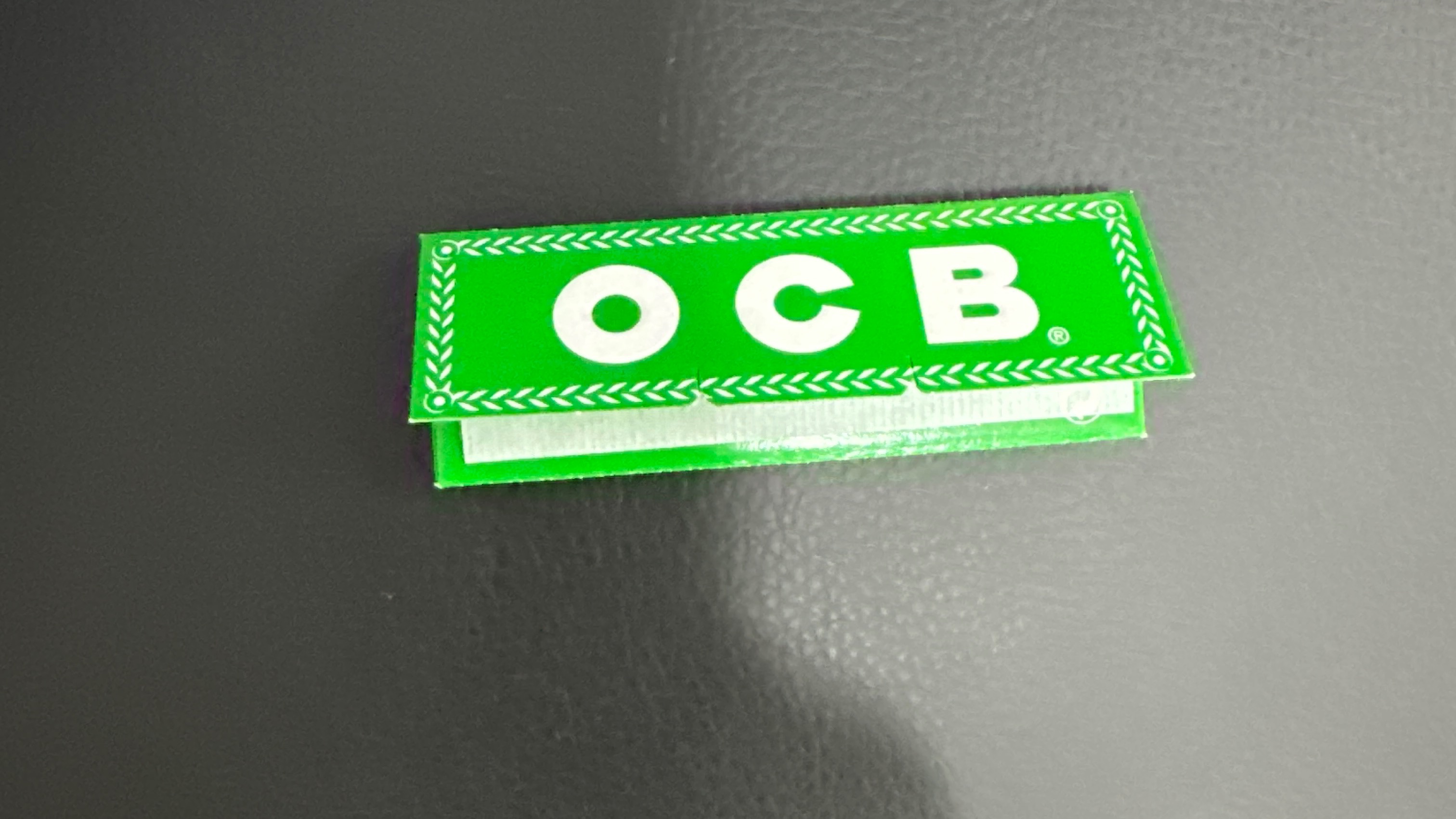 Ocb papírky green krátký